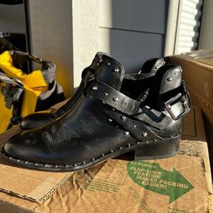 Halogen Hailey Booties